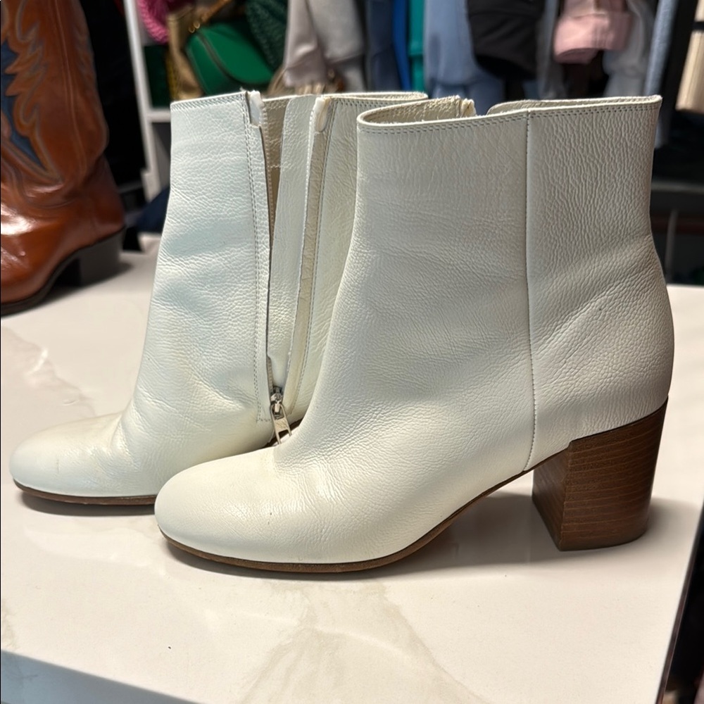 Vince Leather White Ankle Boots